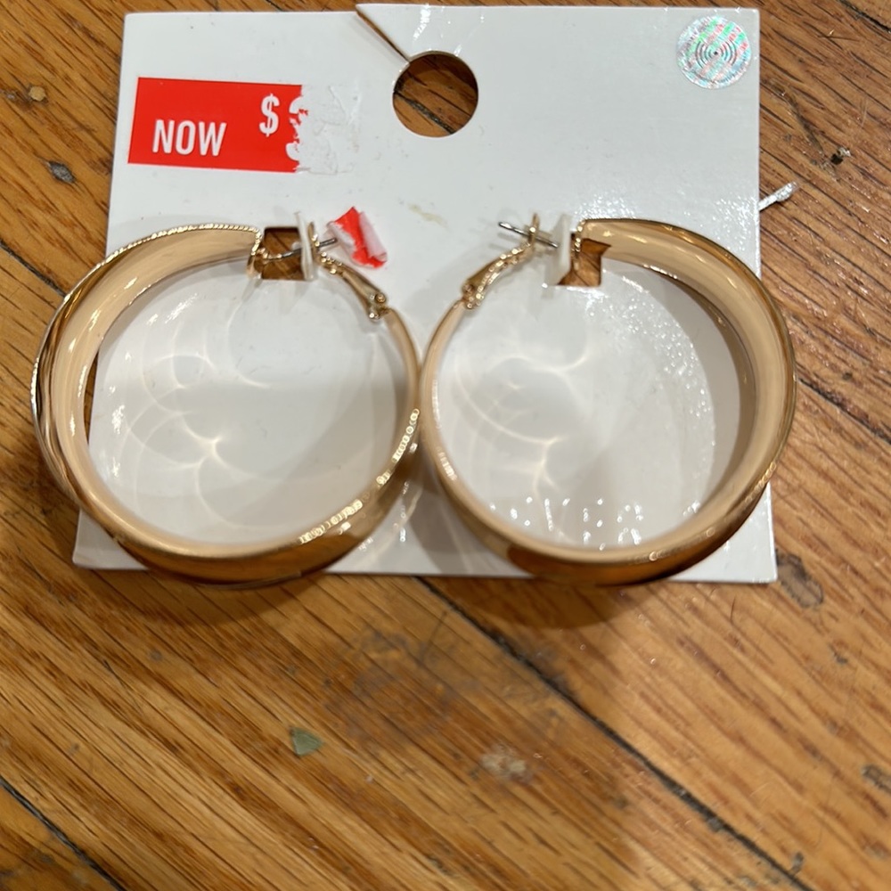 Forever 21 Womens Lot of 6 Pairs of Costume Jewelry Gold Hoop Style Earrings New - Picture 2 of 7